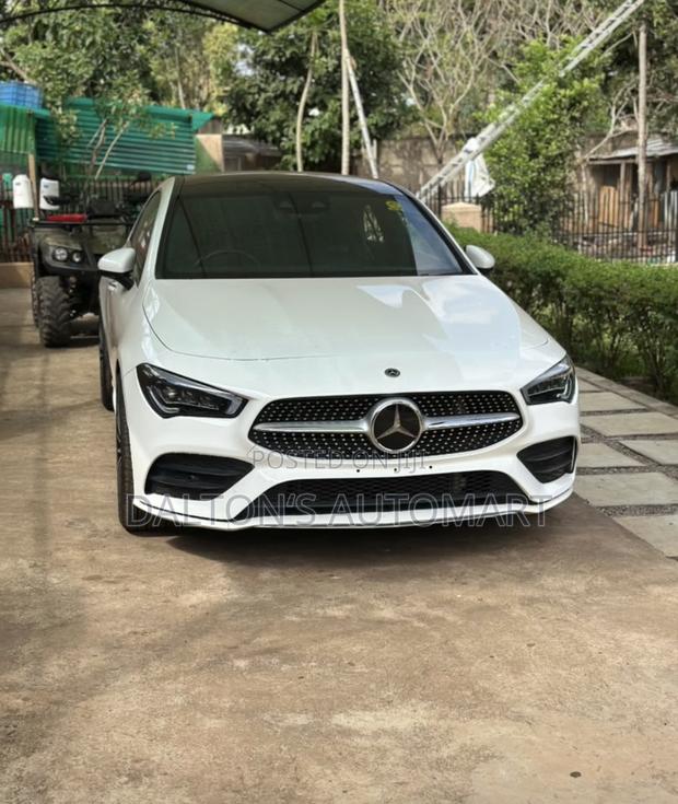 Mercedes-Benz CLA-Class CLA 200 Sedan 2022 White