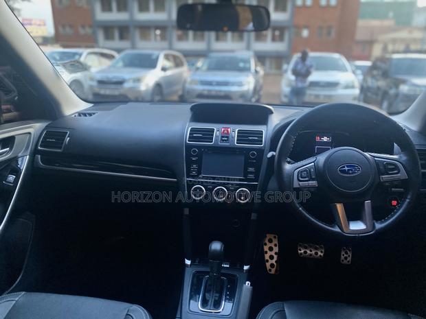 Subaru Forester 2.0XT Premium AWD 2016 White