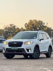 Subaru Forester 2022 White for sale