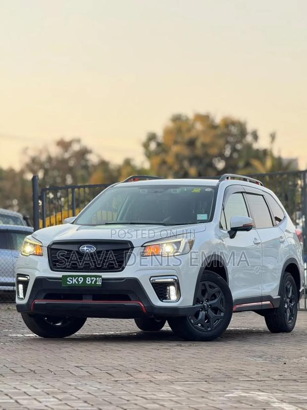 Subaru Forester 2022 White