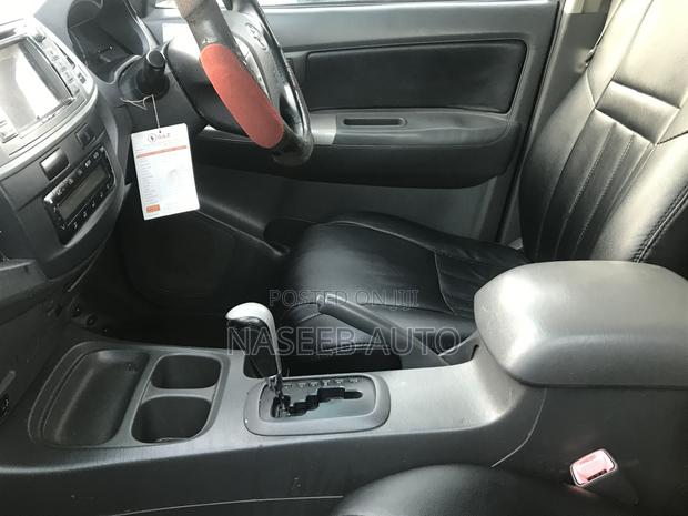 Toyota Hilux 2010 White
