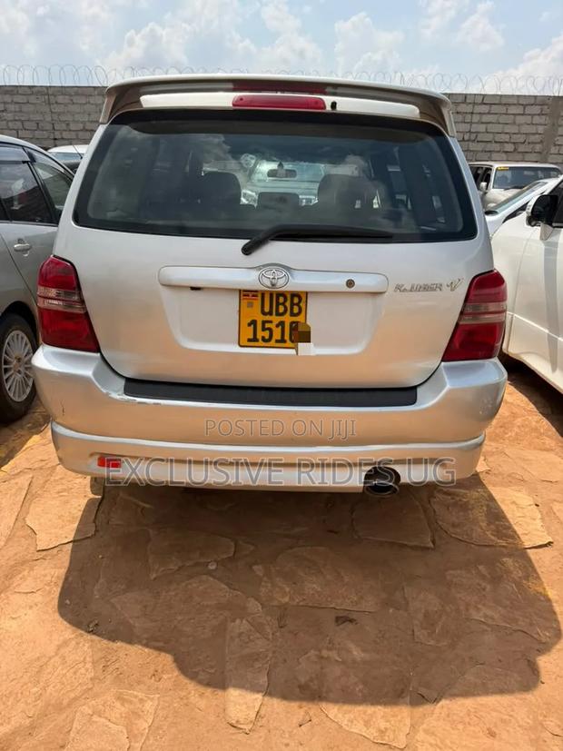 Toyota Kluger 2007 Silver
