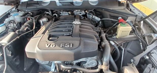 Volkswagen Touareg TDI Executive AWD 4MOTION 2015 Gold
