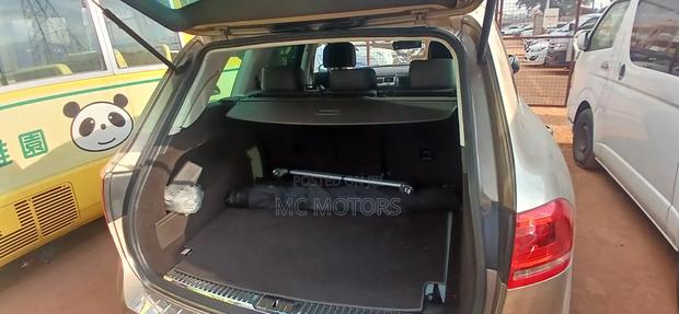 Volkswagen Touareg TDI Executive AWD 4MOTION 2015 Gold