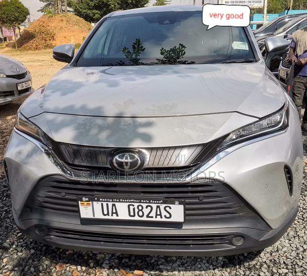 Toyota Harrier 2021 Silver