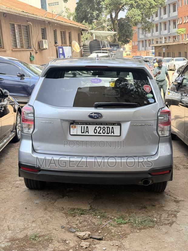 Subaru Forester 2016 Silver