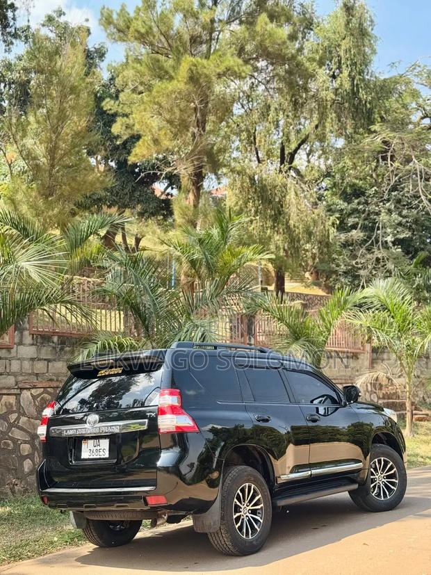 Toyota Land Cruiser Prado 2015 Black