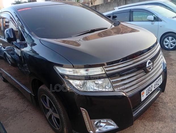 Nissan Elgrand SV Premium 2014 Black