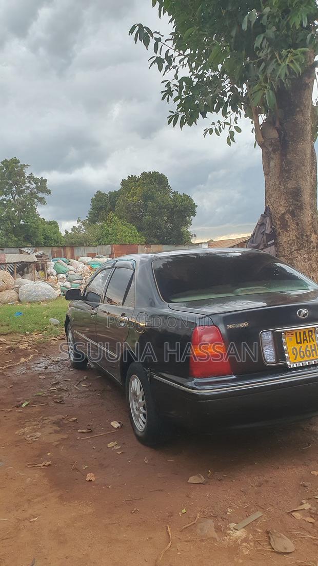 Toyota Progress 2.5 RWD 1999 Black
