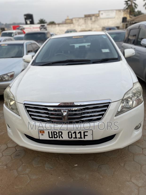 Toyota Premio 2009 White