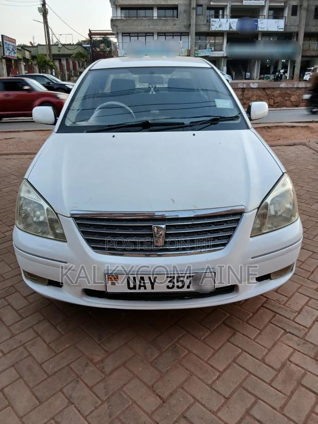 Toyota Premio 2005 White