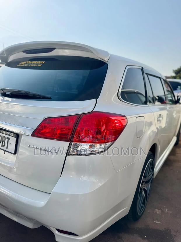 Subaru Legacy 2011 White