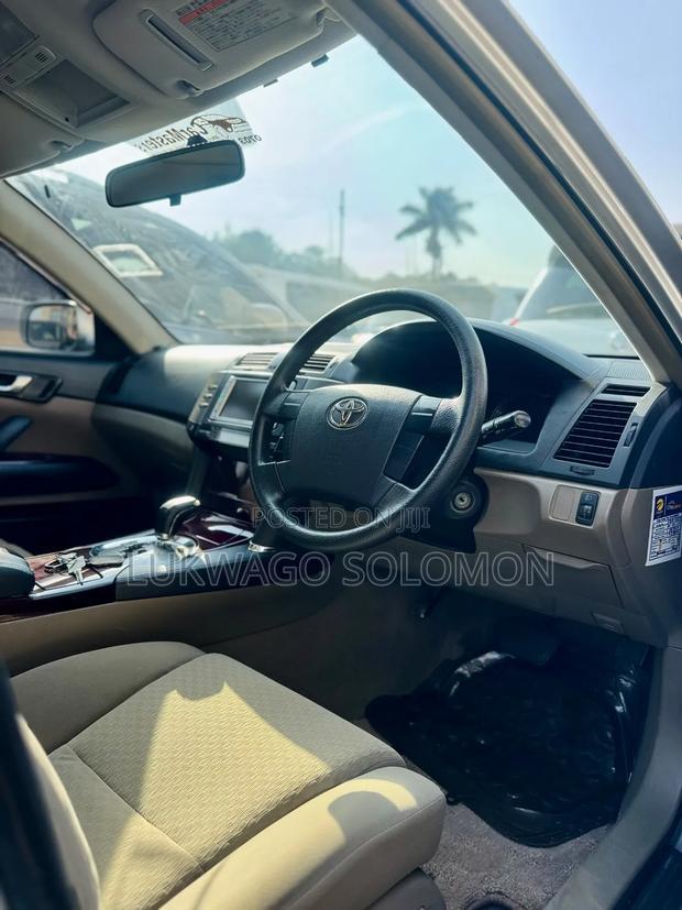 Toyota Mark X 2009 Silver