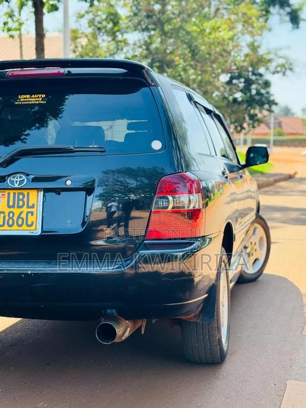 Toyota Kluger 2006 Black