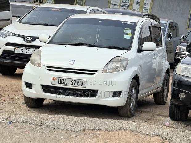 Toyota Passo 2007 White