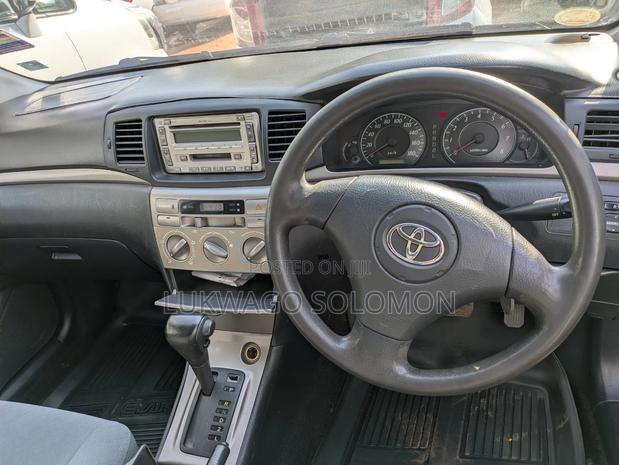 Toyota Corolla RunX 2005 Silver