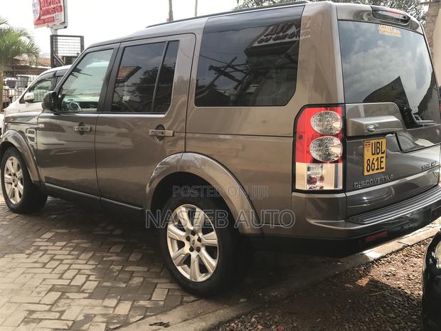 Land Rover Discovery 2014 Gray