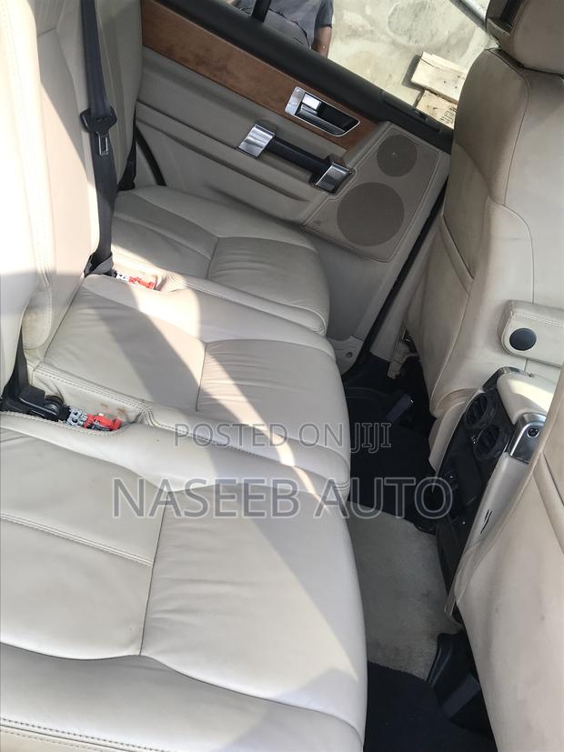 Land Rover Discovery 2014 Gray