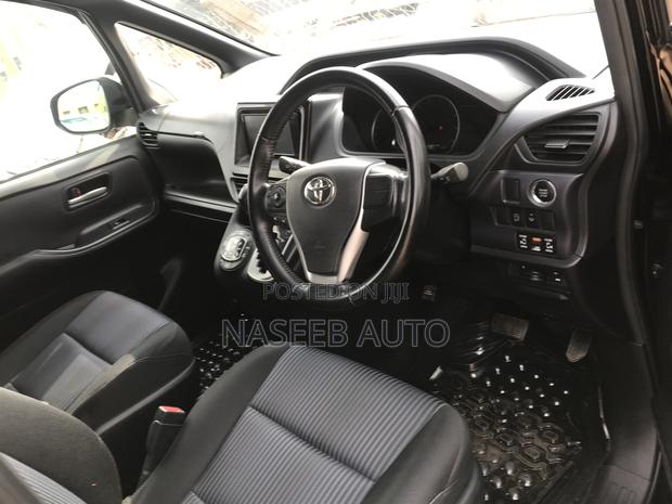 Toyota Noah 2015 Black