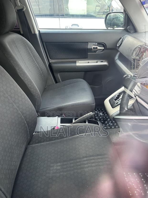 Toyota Corolla Rumion 2008 Gray