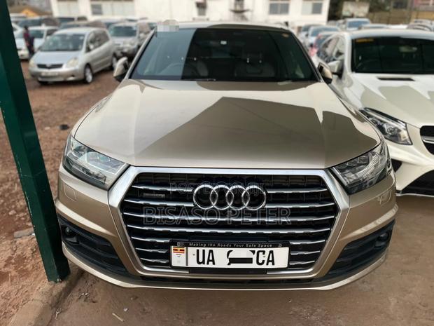 Audi Q7 2018 Gold