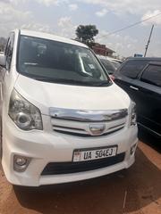 Toyota Noah 2.0 143hp FWD (8 Seater) 2013 White for sale