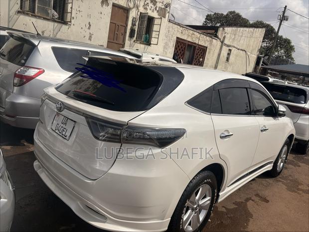 Toyota Harrier 2013 White
