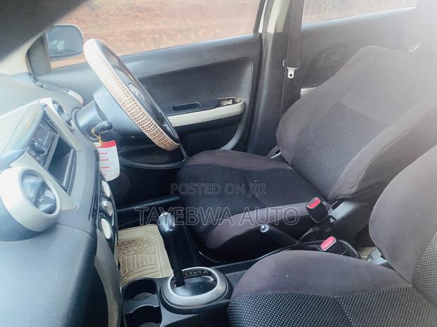 Toyota IST 2005 Silver