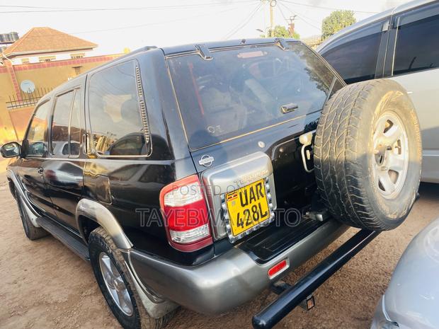 Nissan Terrano 2002 Black