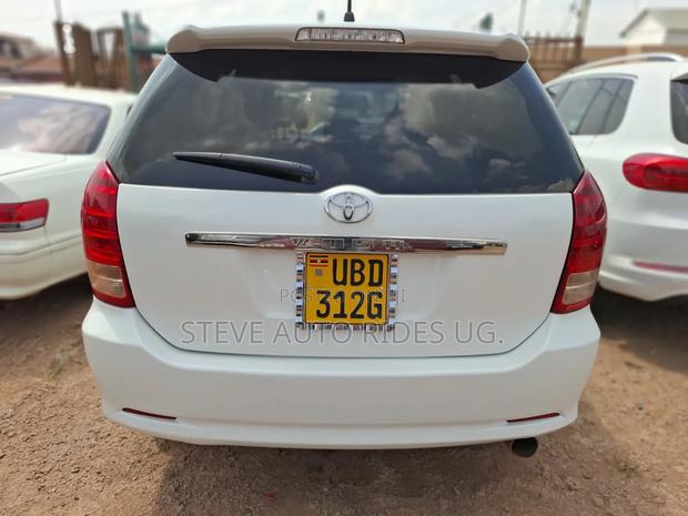 Toyota Wish 2006 Silver