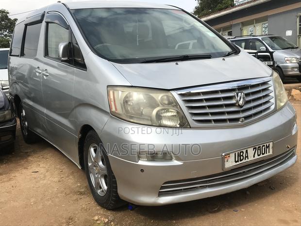 Toyota Alphard 2006 Silver