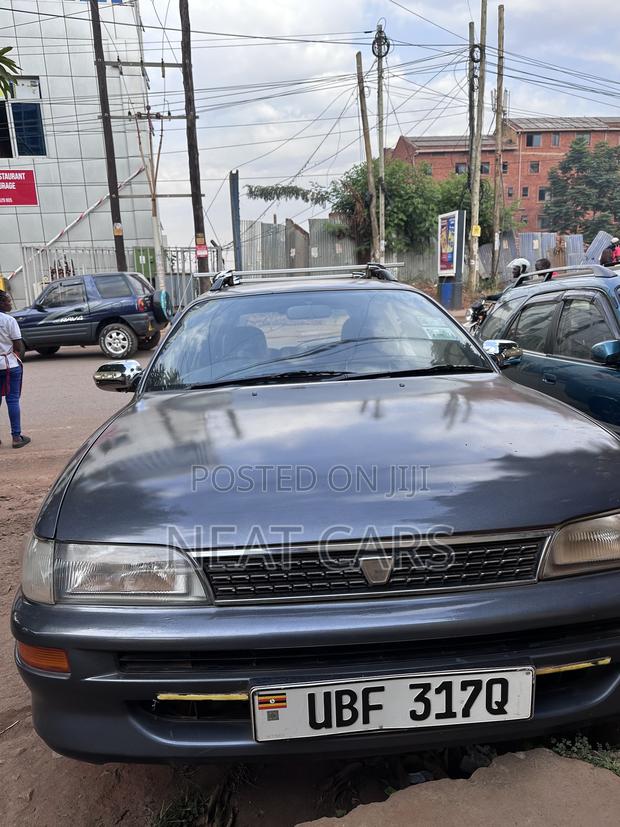 Toyota Corolla 2005 Green