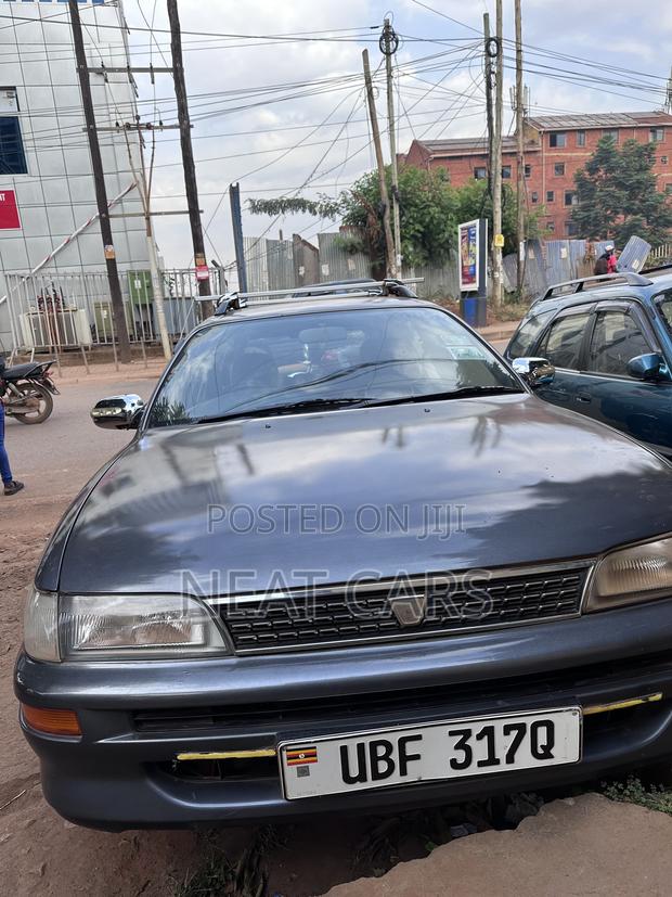 Toyota Corolla 2005 Green