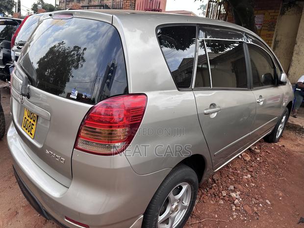 Toyota Corolla Spacio 2004 Gray