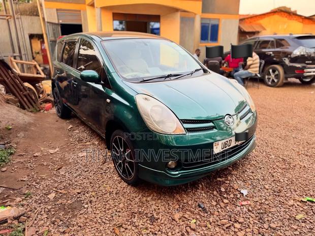 Nissan Note 2005 Green