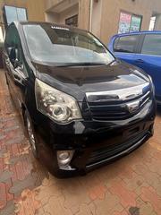 Toyota Noah 2.0 143hp FWD (7 Seater) 2011 Black for sale