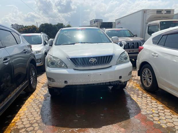 Toyota Harrier 2013 White