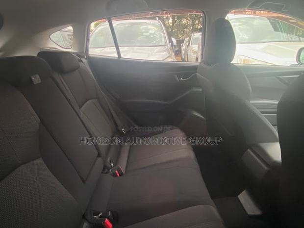Subaru Impreza 2.0i AWD Hatchback 2017 Pearl