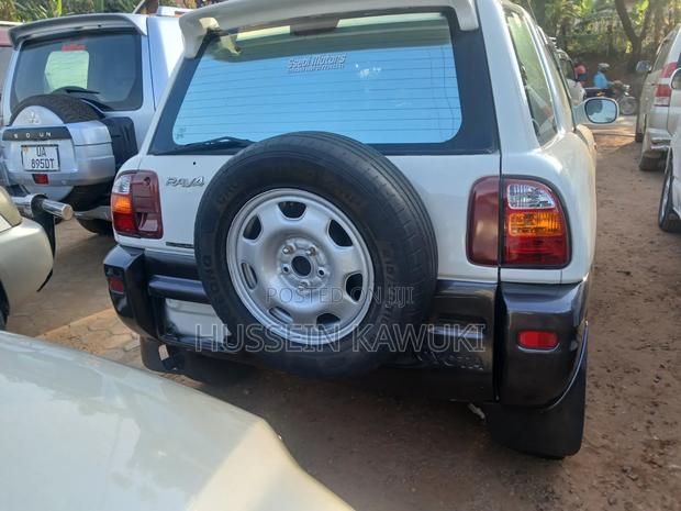 Toyota RAV4 Cabriolet 1998 White