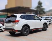 Subaru Forester 2018 White for sale