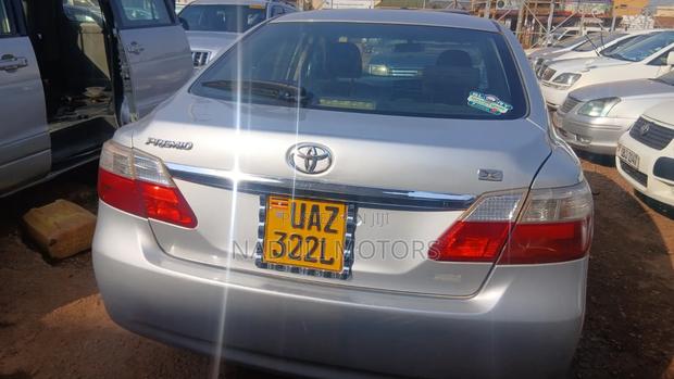 Toyota Premio 2009 Silver