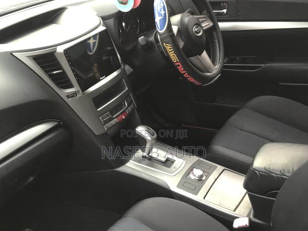 Subaru Legacy 2011 Silver