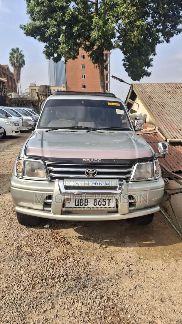 Toyota Land Cruiser Prado 1999 Silver
