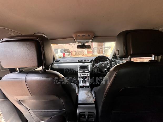 Volkswagen Passat SEL Premium 4dr Sedan (1.8L 4cyl Turbo 6A) 2014 Pearl