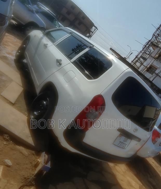 Toyota Probox 2007 White