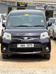 Toyota Sienta 2014 Maroon for sale