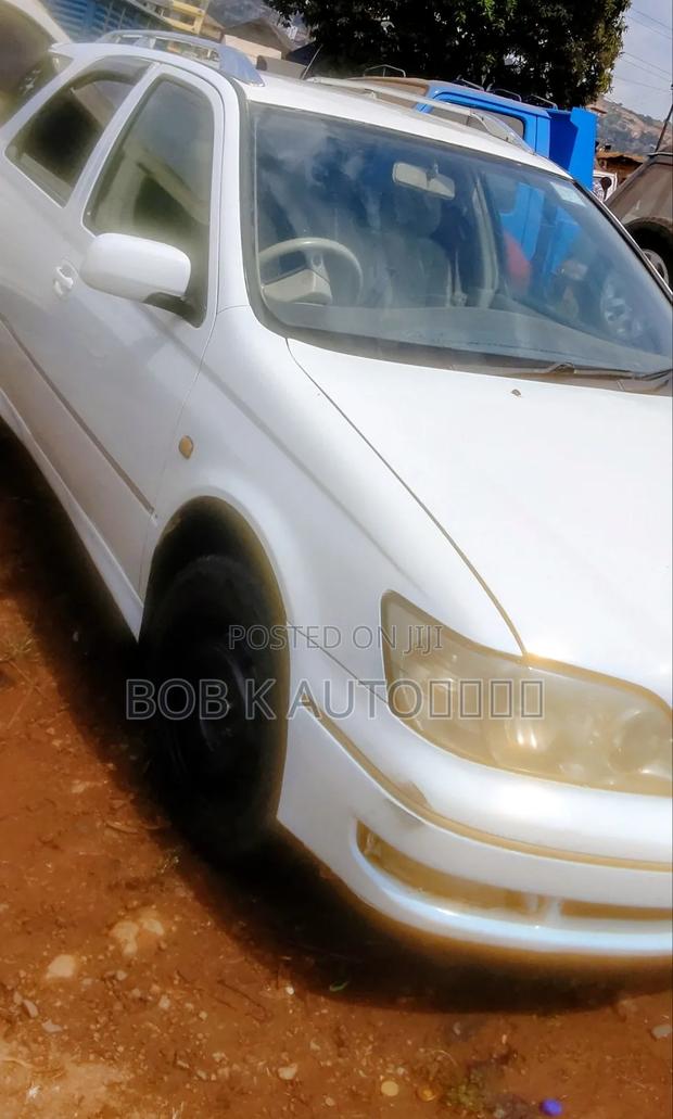 Toyota Vista 1997 White