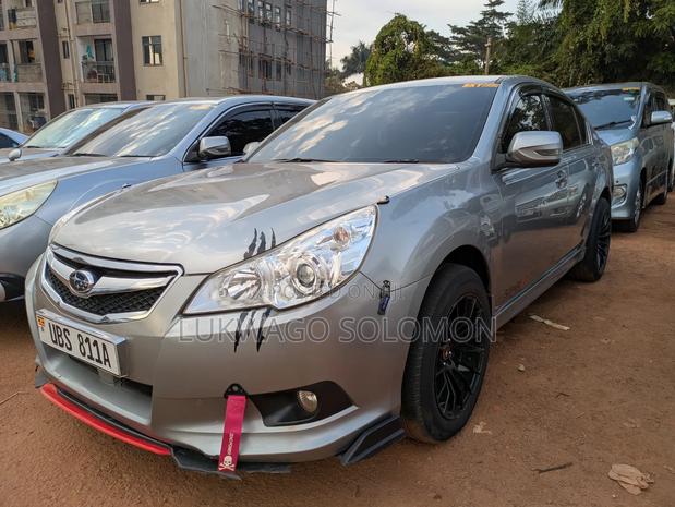 Subaru Legacy 2010 Gray
