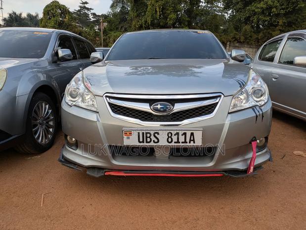 Subaru Legacy 2010 Gray