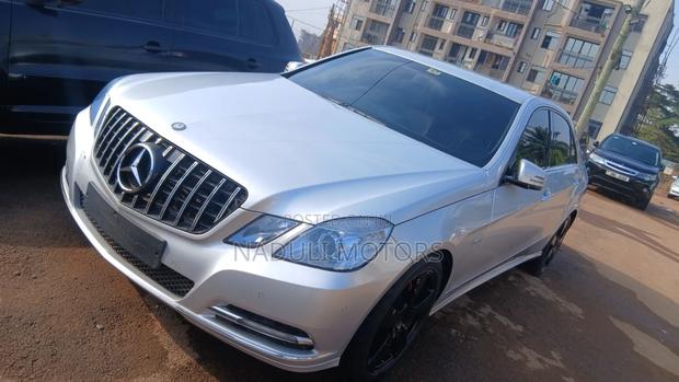 Mercedes-Benz E200 2014 Silver